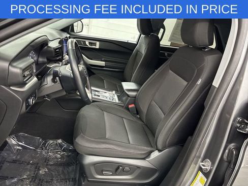 Certified 2023 Ford Explorer XLT AWD/4WD image 3