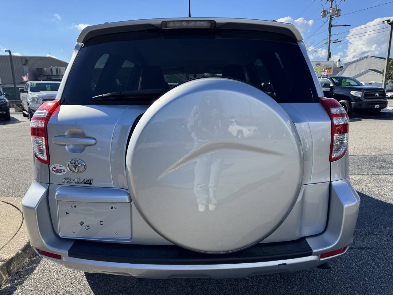 Used 2012 Toyota RAV4 FWD w/ Value Pkg image 8