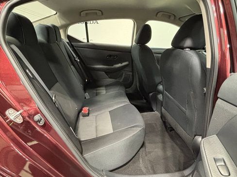 Used 2024 Nissan Sentra SV FWD image 27