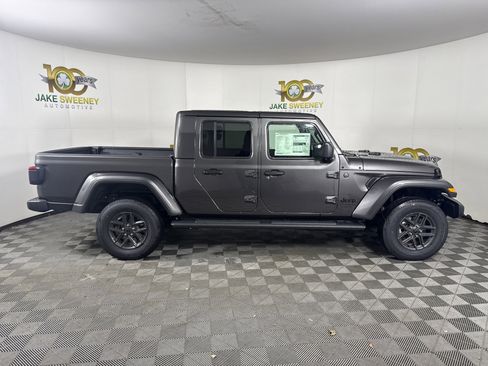 New 2026 Jeep Gladiator Sport image 11
