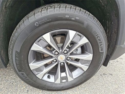 Certified 2025 Chevrolet Equinox LT w/ Convenience Package II image 8