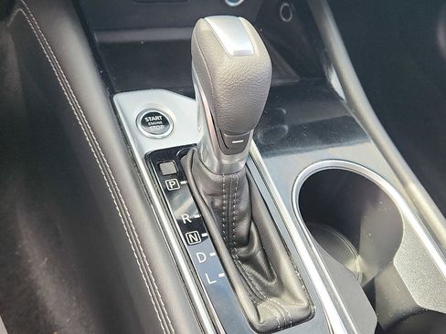 Used 2023 Nissan Altima 2.5 SV image 13