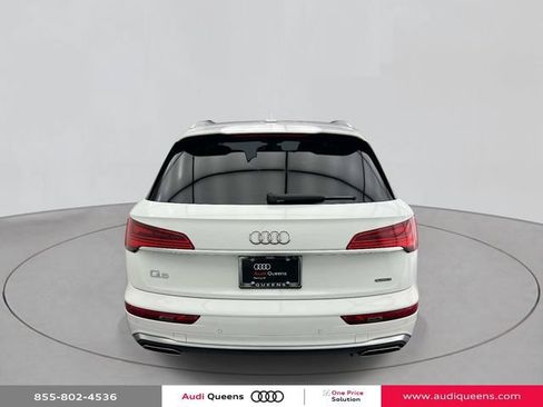 Used 2023 Audi Q5 2.0T Premium w/ Convenience Package AWD/4WD image 5