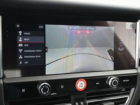 New 2026 Porsche Macan AWD/4WD image 15