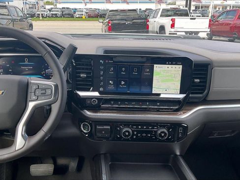 New 2026 Chevrolet Silverado 3500 LT w/ All Star Edition AWD/4WD image 6