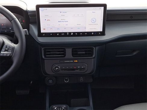 New 2025 Ford Maverick XLT w/ XLT Luxury Package image 51