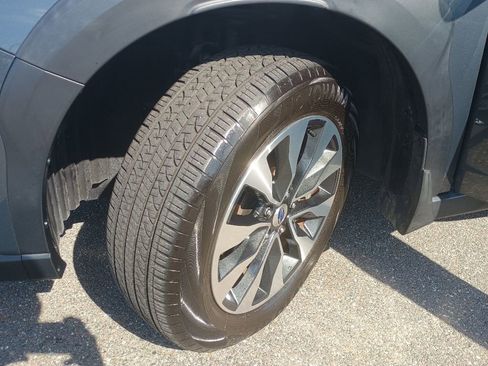 Certified 2024 Subaru Outback Touring AWD/4WD image 10