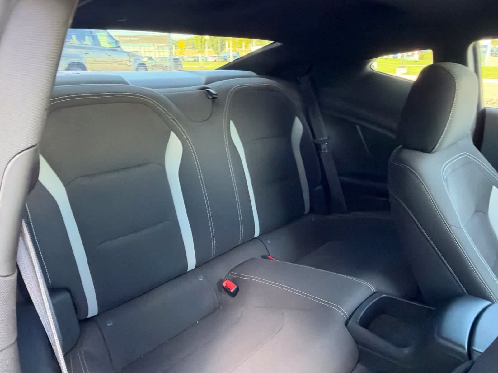 Used 2022 Chevrolet Camaro LT RWD image 15