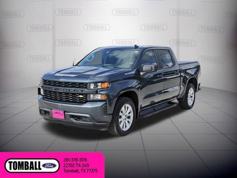 Used 2020 Chevrolet Silverado 1500 Custom w/ Infotainment Package RWD image 3