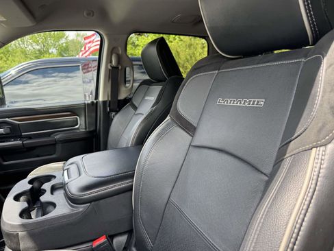 Used 2024 RAM 2500 Laramie AWD/4WD image 24