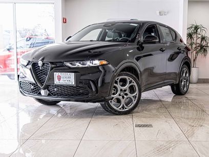 New 2025 Alfa Romeo Tonale w/ Premium Package