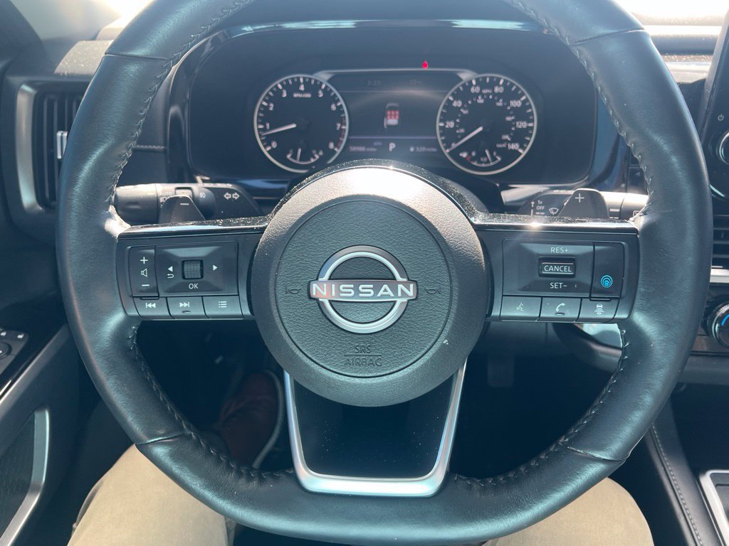 Used 2022 Nissan Pathfinder SL AWD/4WD image 13