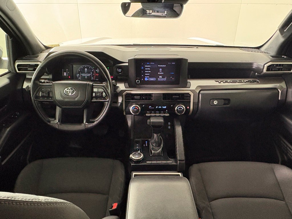 Used 2024 Toyota Tacoma SR5 AWD/4WD image 35