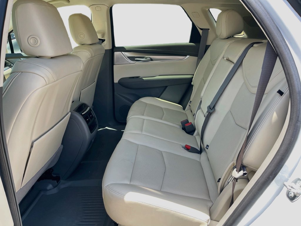 Used 2025 Cadillac XT5 Premium Luxury w/ LPO, Floor Liner Package FWD image 26