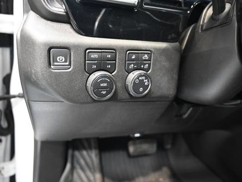 Used 2024 Chevrolet Silverado 1500 LT AWD/4WD image 24