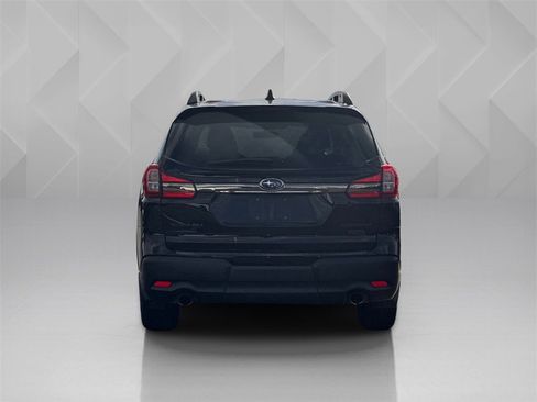 Used 2022 Subaru Ascent Onyx Edition image 6