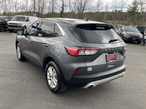 Used 2021 Ford Escape SE AWD/4WD image 3