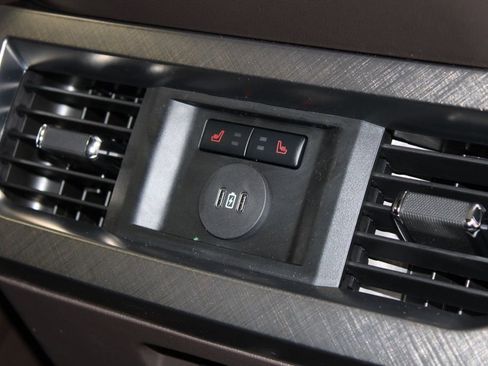 New 2026 Ford F250 King Ranch w/ Chrome Package image 37