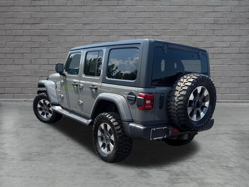 Used 2021 Jeep Wrangler Unlimited Sahara w/ Dual Top Group AWD/4WD image 5