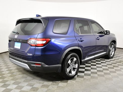 Certified 2023 Honda Pilot EX-L image 6