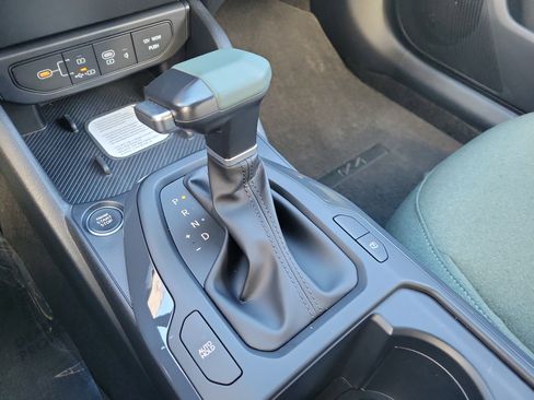 Used 2025 Kia K4 EX FWD image 24