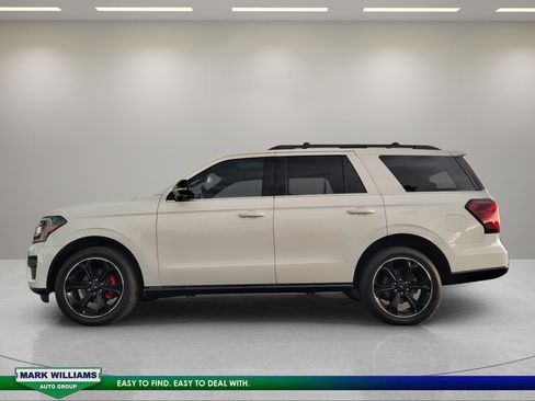 Used 2022 Ford Expedition Limited AWD/4WD image 7