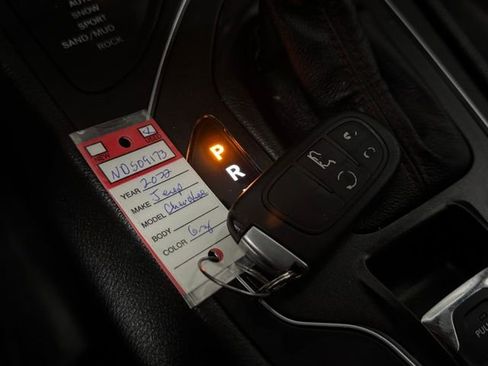 Used 2022 Jeep Cherokee Trailhawk w/ Comfort/Convenience Group image 40