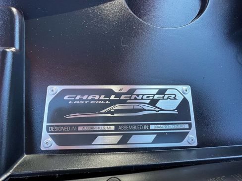 Used 2023 Dodge Challenger SRT Hellcat w/ Driver Convenience Group image 24