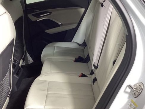 New 2025 Audi Q5 Premium Plus image 10