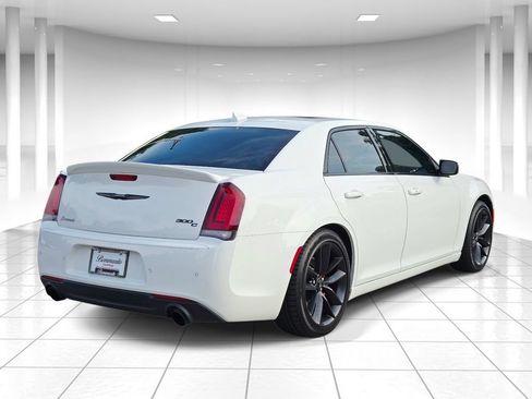 Certified 2023 Chrysler 300 C RWD image 3