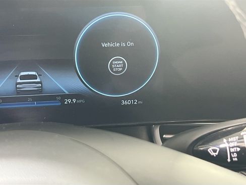 Used 2023 Hyundai Elantra SEL w/ Convenience Package FWD image 12