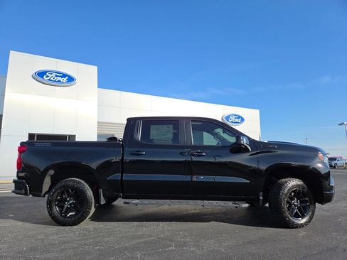 Used 2023 Chevrolet Silverado 1500 LT Trail Boss w/ LT Trail Boss Premium Package image 20