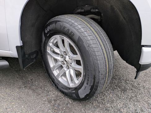 Used 2020 Chevrolet Silverado 1500 RST image 38