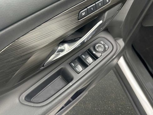Used 2019 GMC Terrain SLT w/ Preferred Package FWD image 15