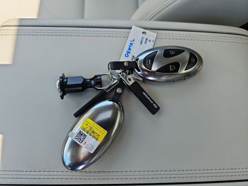 Certified 2025 Hyundai Santa Fe Limited image 45