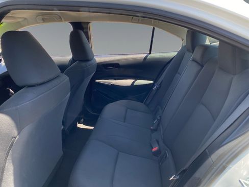 Used 2023 Toyota Corolla LE FWD image 13