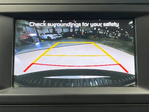 Used 2016 Kia Sedona EX FWD image 11