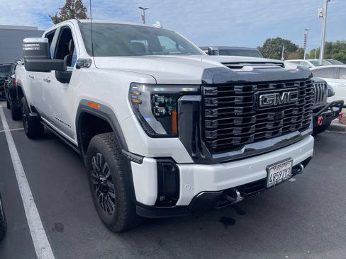 Used 2024 GMC Sierra 2500 Denali Ultimate AWD/4WD image 1