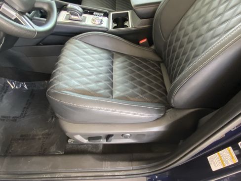Used 2024 Mitsubishi Outlander SEL AWD/4WD image 40