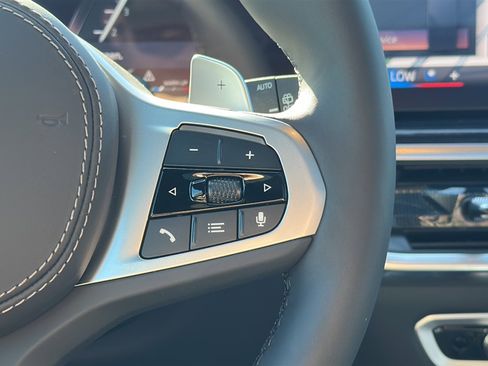 New 2026 BMW X5 xDrive40i w/ M Sport Package image 19