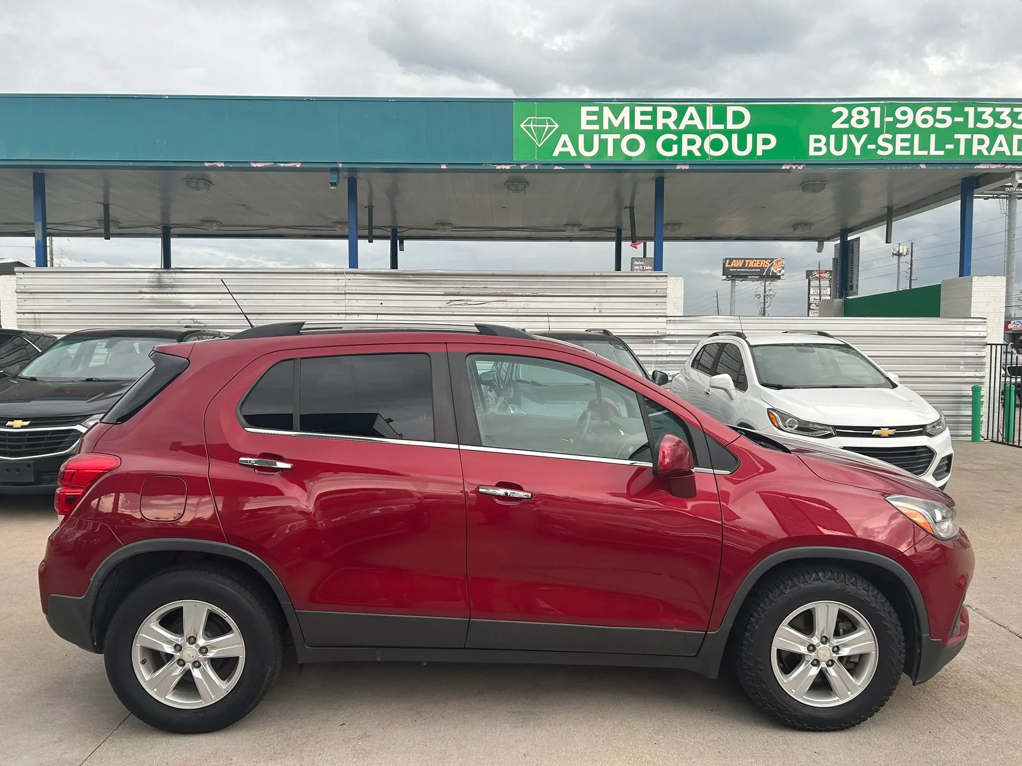 Used 2018 Chevrolet Trax LT w/ LT Convenience Package FWD image 6