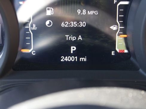 Used 2024 Jeep Wrangler Unlimited Rubicon 392 image 21