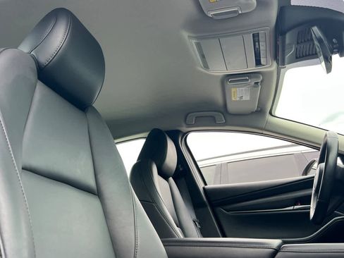 Used 2024 MAZDA MAZDA3 s image 17