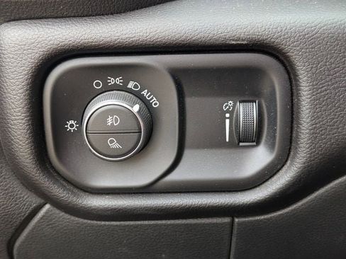 Used 2023 RAM 2500 Big Horn w/ Level 1 Equipment Group image 22