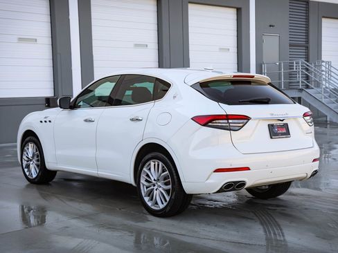 Used 2022 Maserati Levante GT image 5