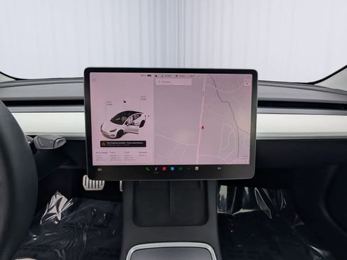 Used 2021 Tesla Model 3 Performance image 18