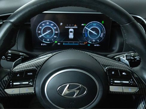 Used 2022 Hyundai Tucson Limited AWD/4WD image 18