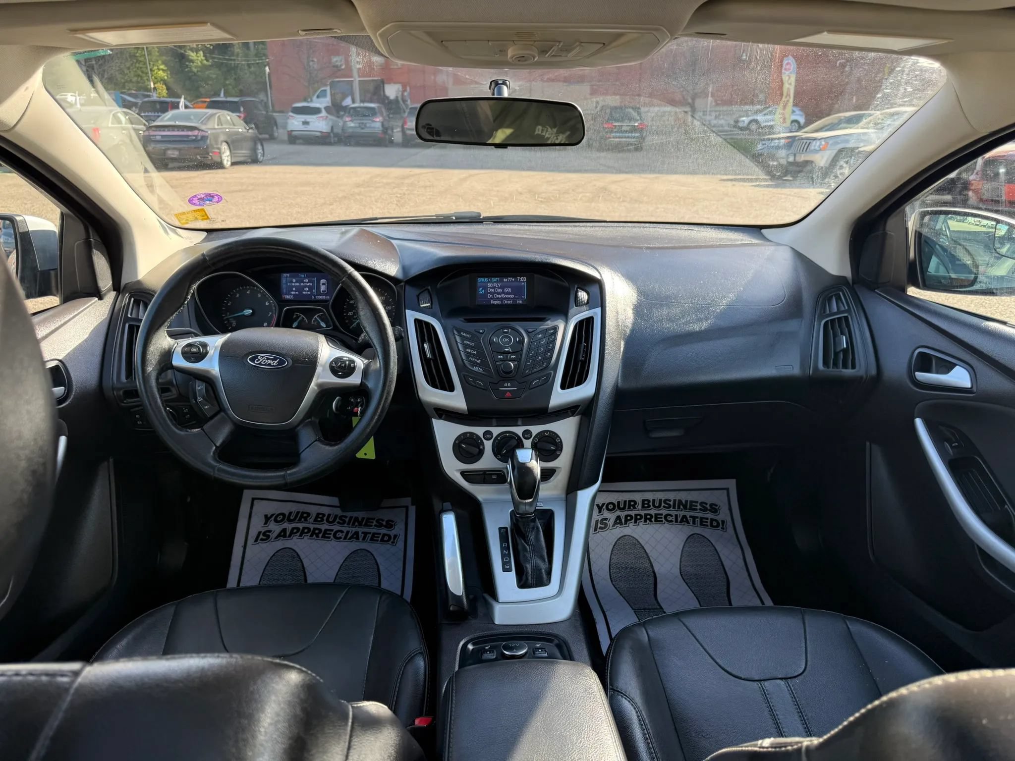 Used 2014 Ford Focus SE w/ Equipment Group 201A FWD image 15