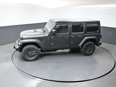 New 2026 Jeep Wrangler Unlimited Sport AWD/4WD image 33