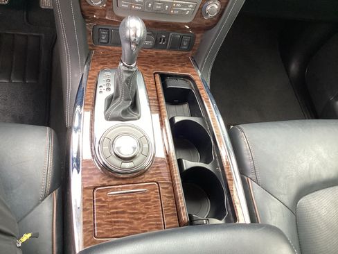 Used 2019 Nissan Armada SL w/ Premium Package RWD image 18